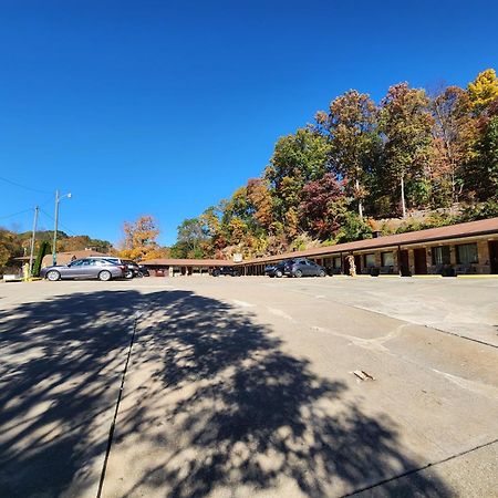 Jefferson Hills Motel Clairton Esterno foto