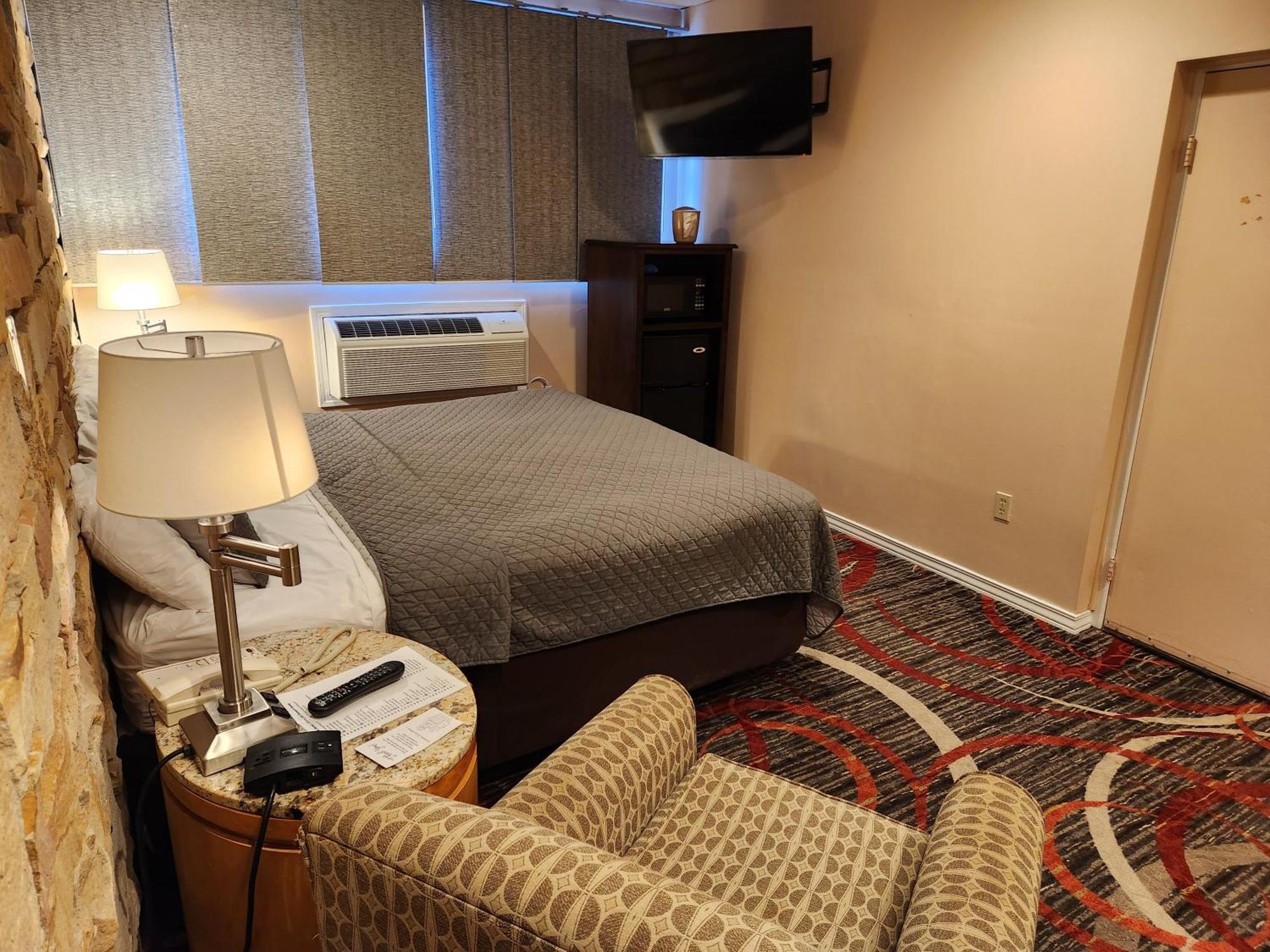 Jefferson Hills Motel Clairton Esterno foto