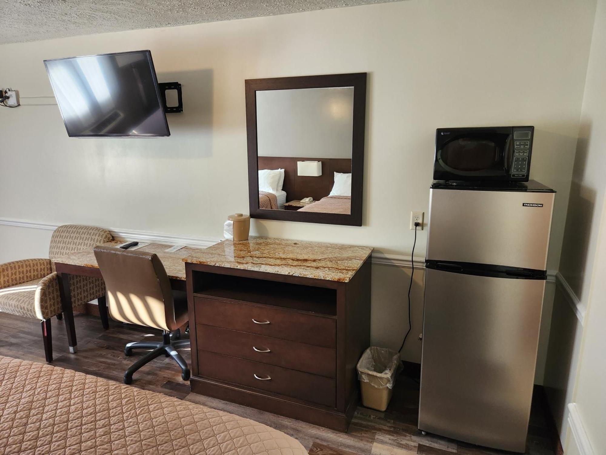 Jefferson Hills Motel Clairton Esterno foto