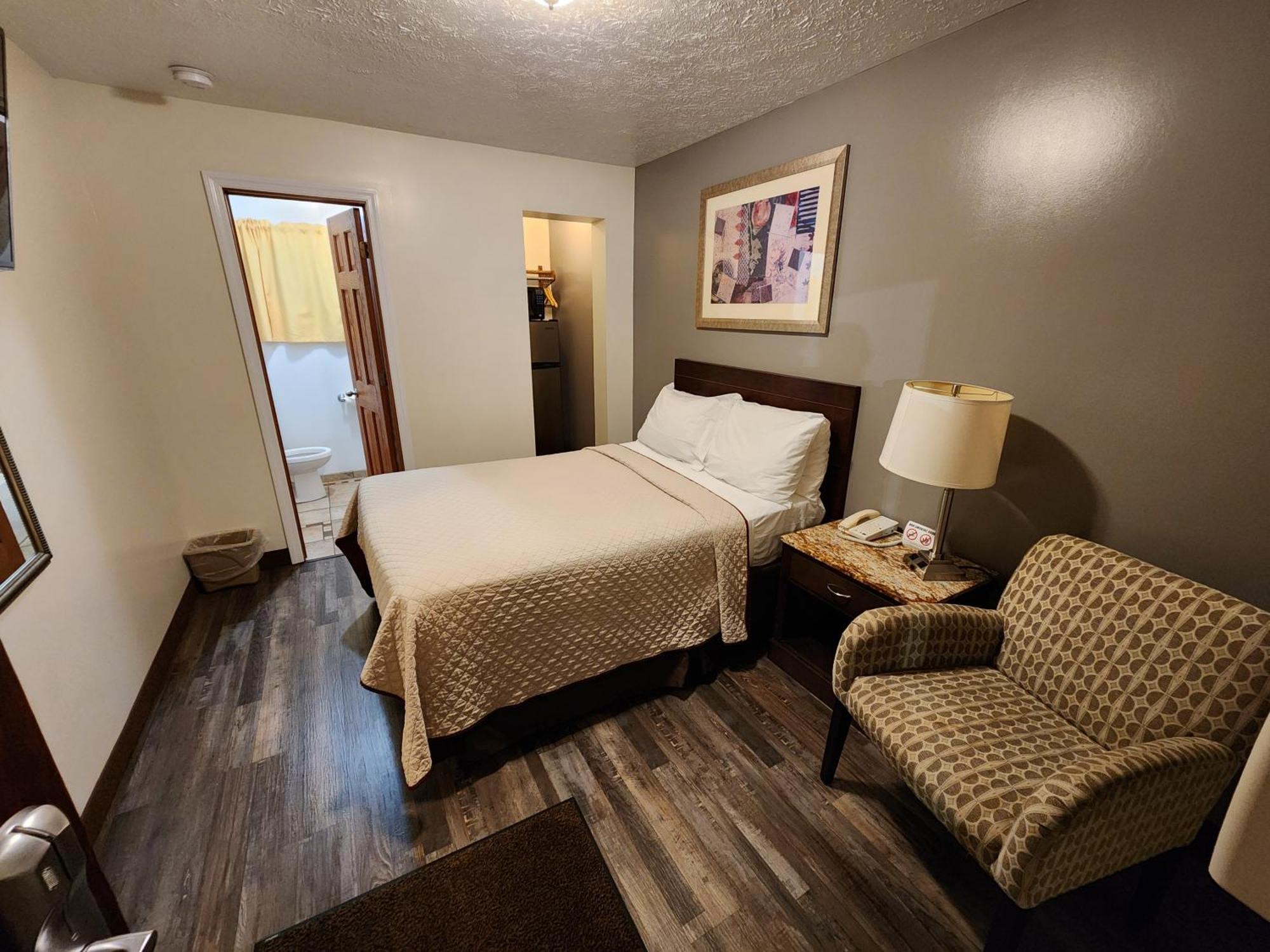 Jefferson Hills Motel Clairton Esterno foto