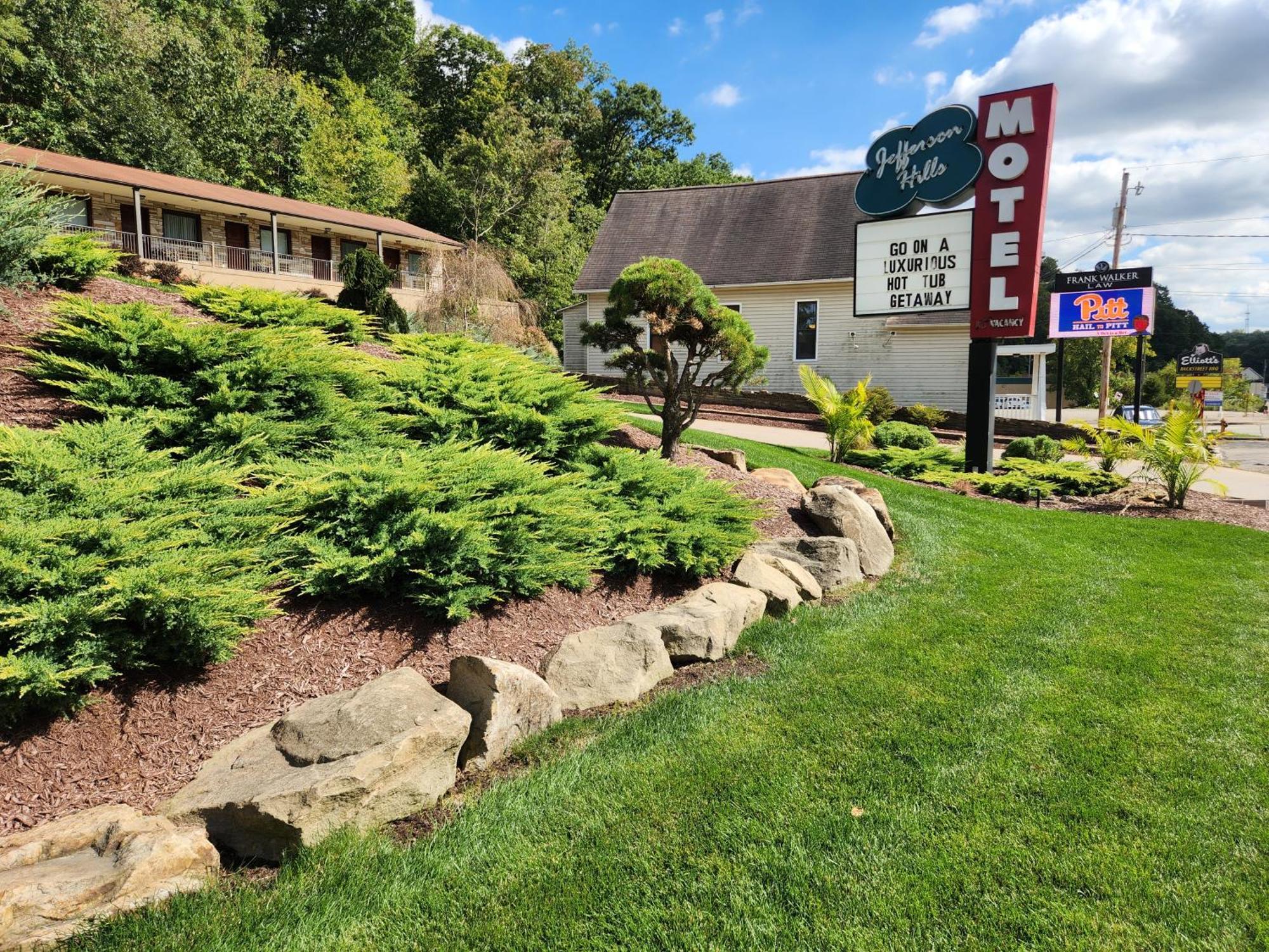 Jefferson Hills Motel Clairton Esterno foto