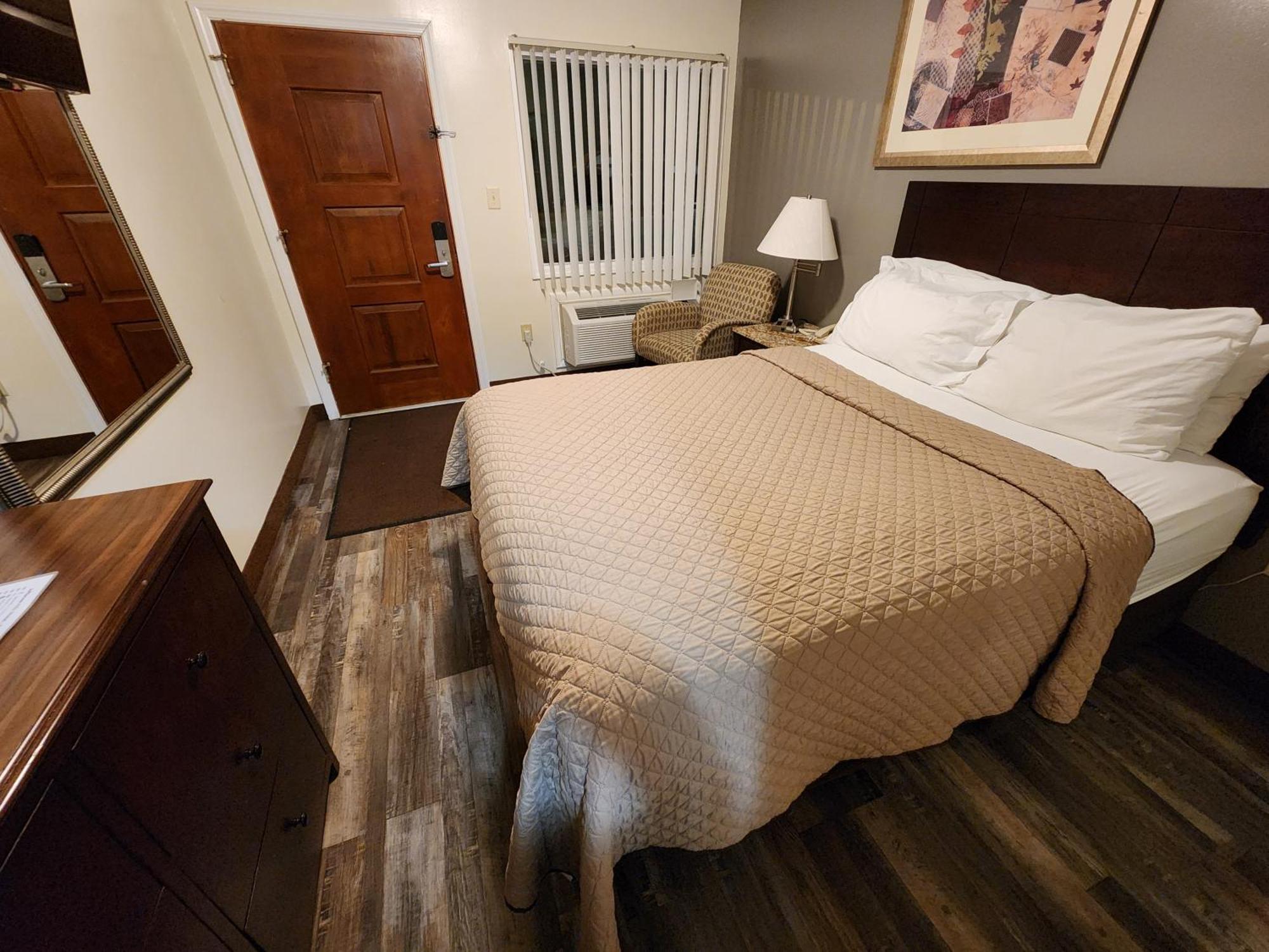 Jefferson Hills Motel Clairton Esterno foto